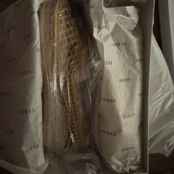 Guess Mones Espadrilles Flats - Picture 3 of 3